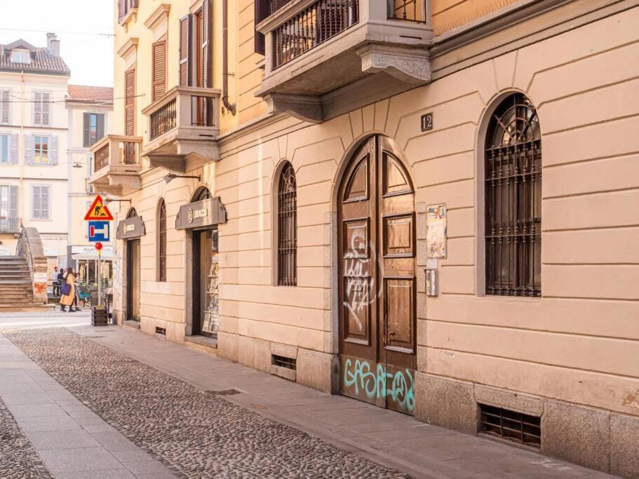 Romantic Flat On Navigli River By Easylife Milan Luaran gambar