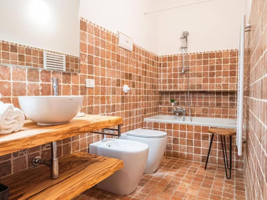 Romantic Flat On Navigli River By Easylife Milan Luaran gambar